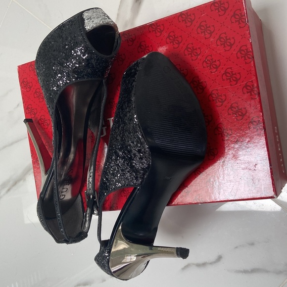 Guess Women's Peep-Toe Pumps - Picture 3 of 4